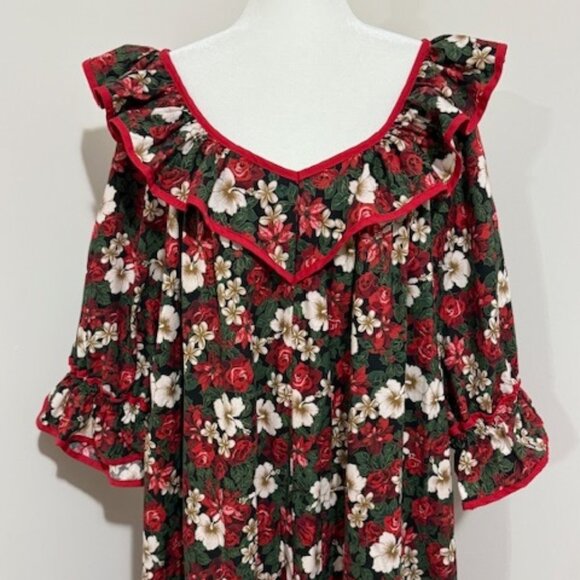 T & L Muumuu Factory Vintage Hawaiian Maxi Dress Floral Puff Sleeves Plus 2X - Picture 2 of 6
